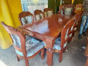 Dinning Table 8seater