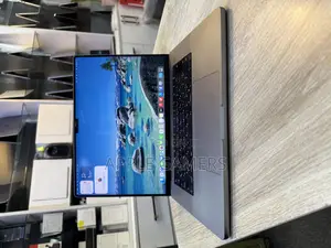 Laptop Apple MacBook Pro 2023 M2 Max 16-inch 64GB Apple M2 SSD 1T