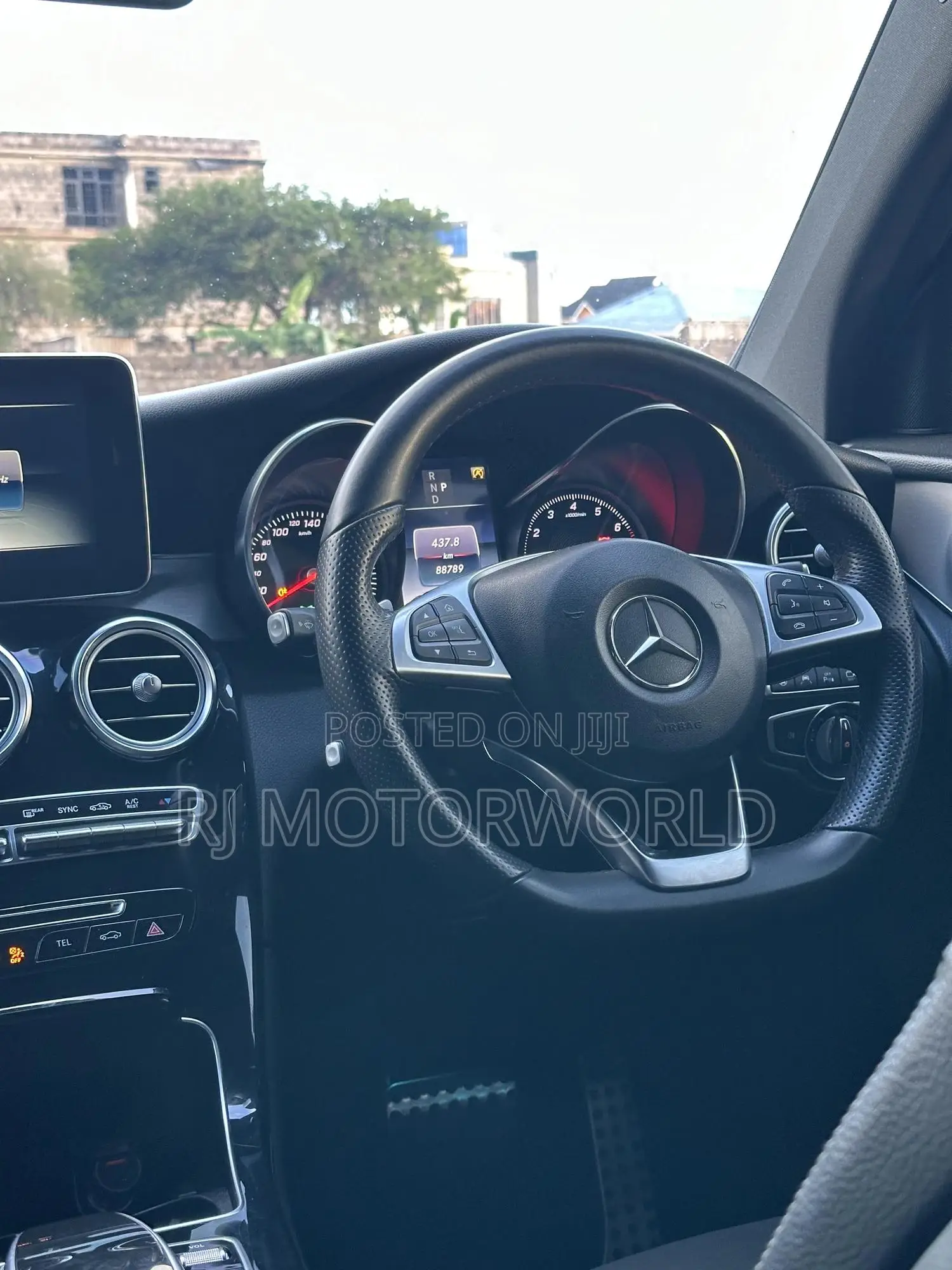 Mercedes-Benz GLC-Class 2018 White