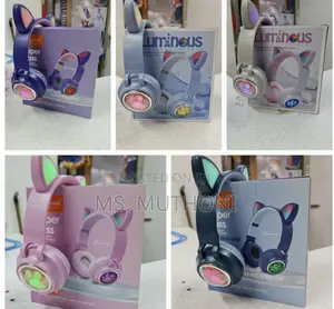 Glowing RGB Led Lights Cat Eyed Kids Bluetooth Headphones