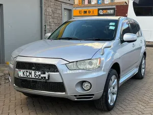 Mitsubishi Outlander 2010 Silver