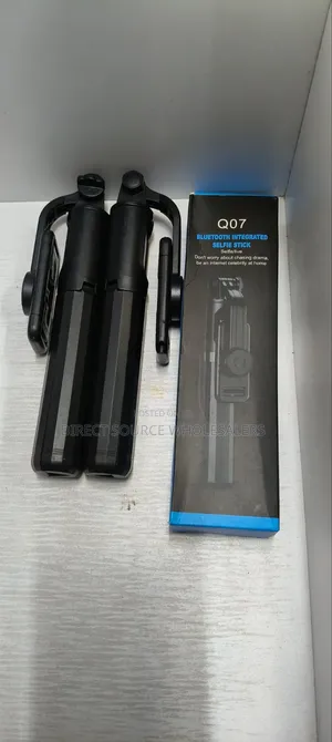 Q07 3-in-1 Selfie Stick Tripod – Wireless Remote Control