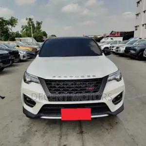 Toyota Fortuner 2.4 D AWD 2020 White