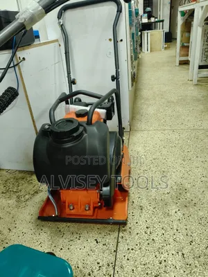 Plant Operator 63cc