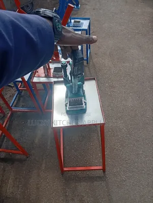 Smooth Champion Chips Cutter.