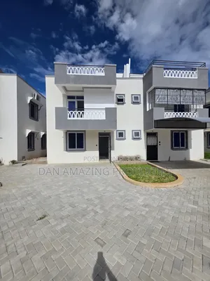 3bdrm Villa in Greenwood, Mtwapa for sale