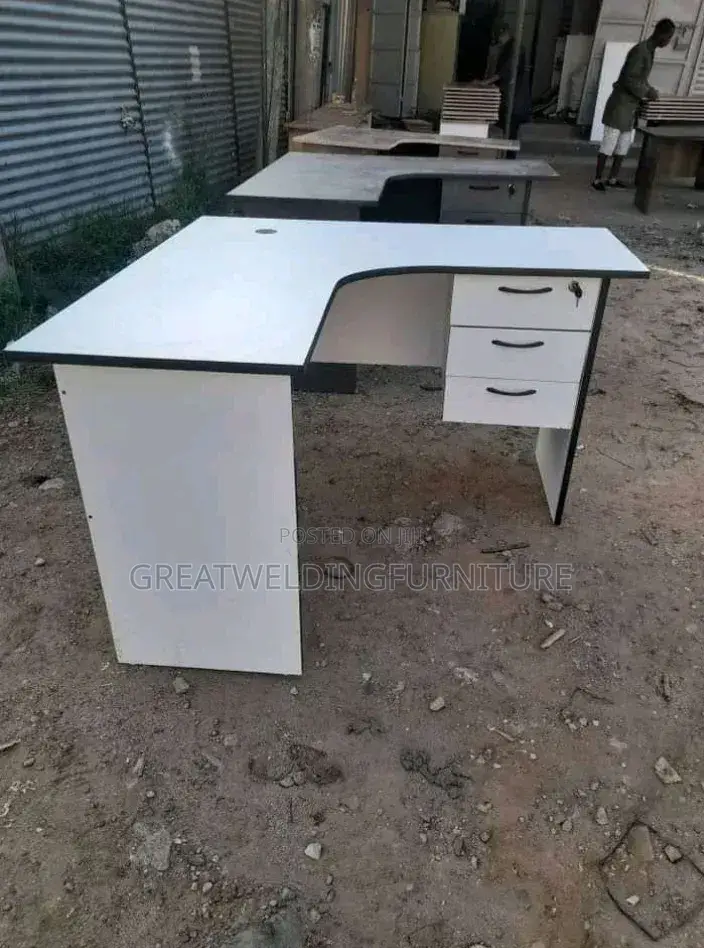L- Shaped Office Desk