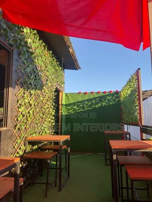 Luxury Foldable Privacy Fence for Restaurant Setup