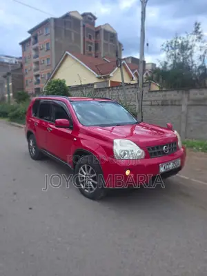 Nissan X-Trail 2010 Red