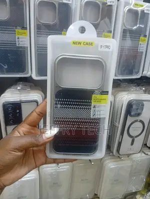 Phone Carbon Fiber Pattern Suitable iPhone 17 Pro