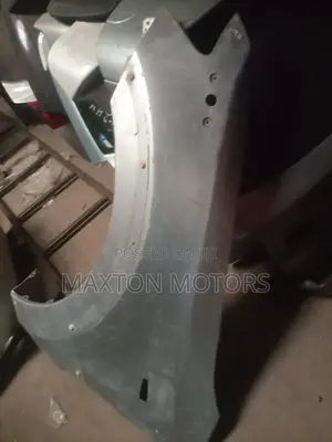 Pajero Shogun V93 Wing Fender With Moulding Provision