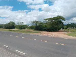 2.04 Acres Fronting Tarmac Rd-MKS Kithini