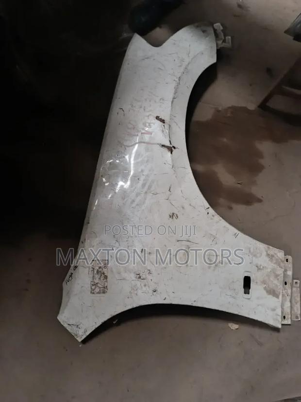 Nissan Fuga Y50 Wing Fender