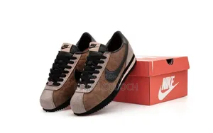 Nike Cortez 23 Velvet Brown“
Quality Leather 
 Size 38-45