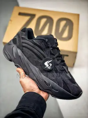 Yeezy Boost 700v2