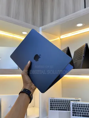 Laptop Apple MacBook Air 16GB Apple M2 SSD 256GB