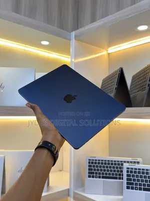 Laptop Apple MacBook Air 16GB Apple M2 SSD 256GB