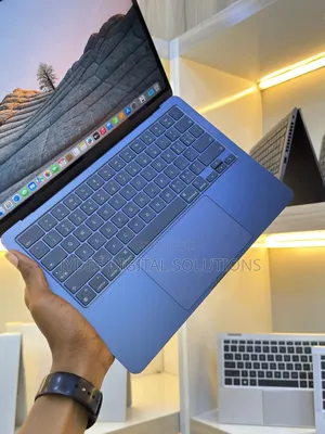 Laptop Apple MacBook Air 16GB Apple M2 SSD 256GB