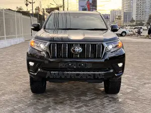 Toyota Land Cruiser Prado 2.8 2021 Black