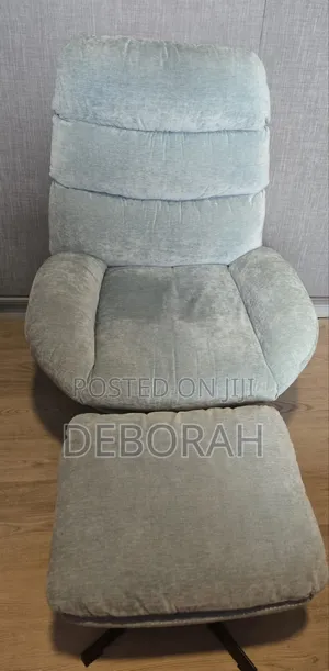 Aqua Classic Swivel Armchair Columbia Set With Footstool