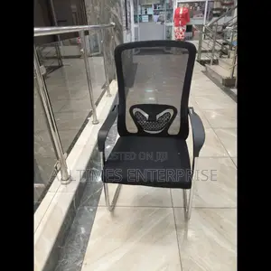 Non-Rolling Gests Office Chair