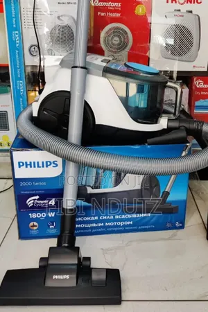 New Philips Bagless Vacuum Cleaner/Vaccum
