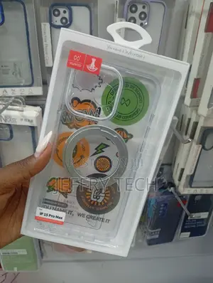 Butterfly-Themed Protective Cover for the iPhone 15 Pro.