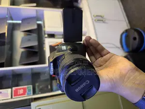 Canon 250 D