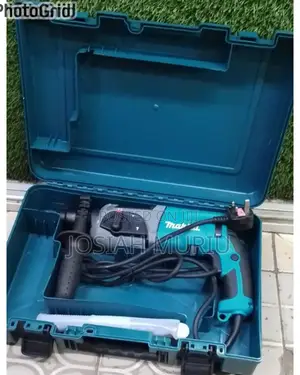 Makita Rotary Hammer 800w