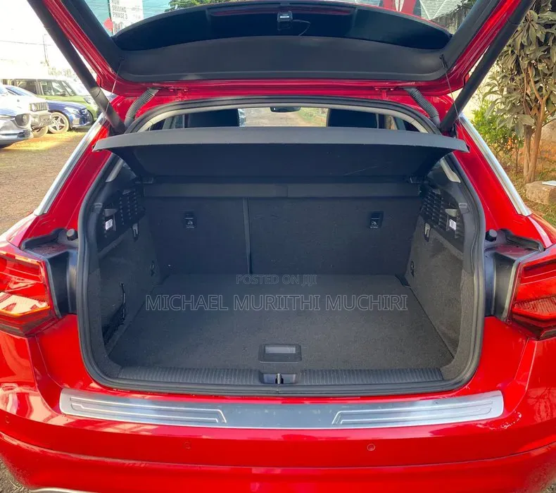 Audi Q2 2018 Red