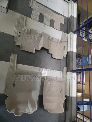 Toyota Land Cruiser Prado Beige Tpe 5d Custom Floor Mats
