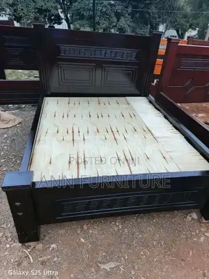 Qeen Bed Size 5by6