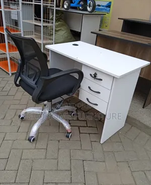 1m White Study Desk