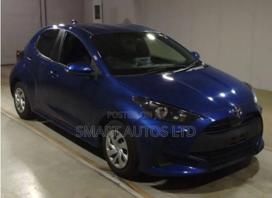 Toyota Yaris 2020 Blue
