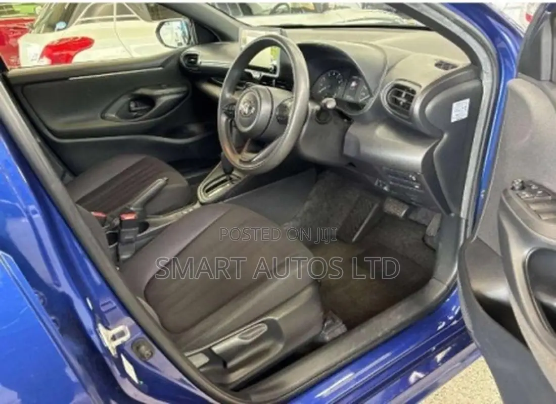 Toyota Yaris 2020 Blue