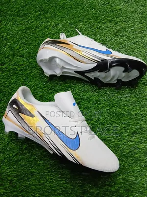 Nike Zoom Football Boots for Kids