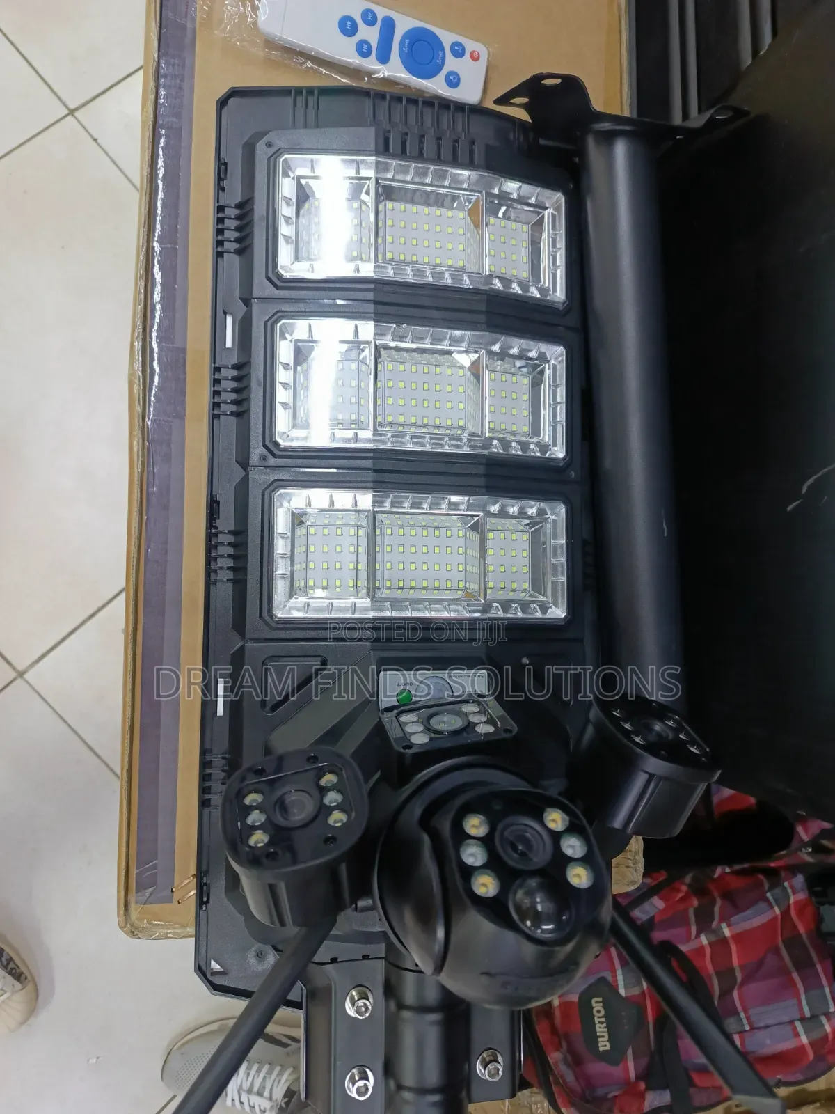 Remote Viewing 2 in 1 Solar Lighting + Camera