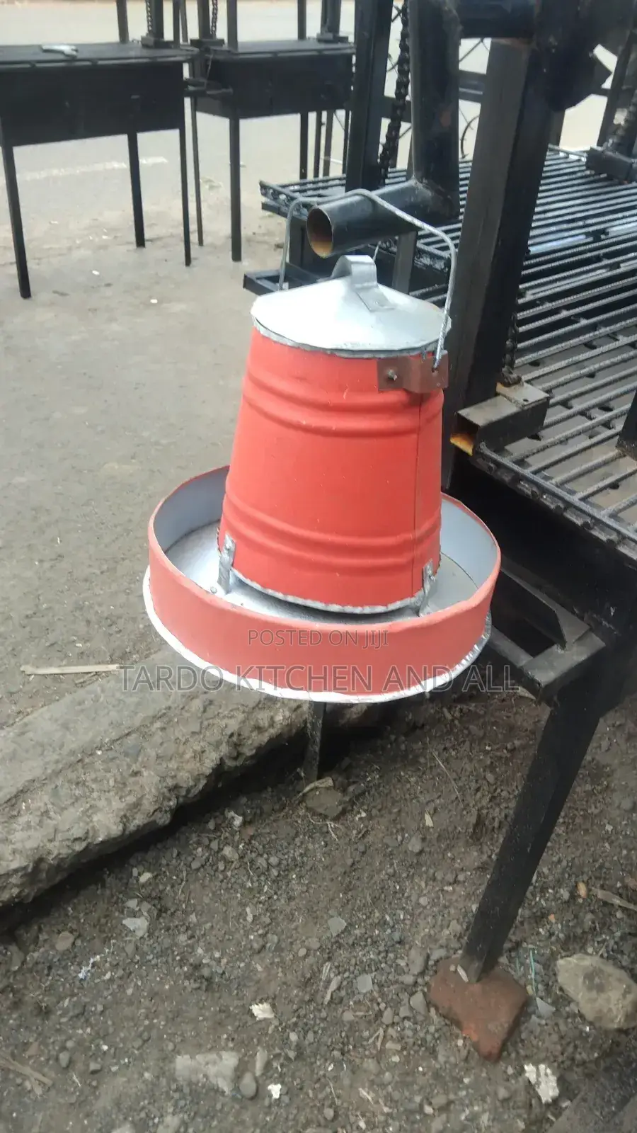 Chicken Feeder Metallic