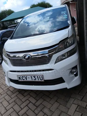 Toyota Alphard 2.4 Petrol FWD 2012 White