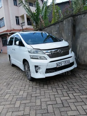 Toyota Alphard 2.4 Petrol FWD 2012 White