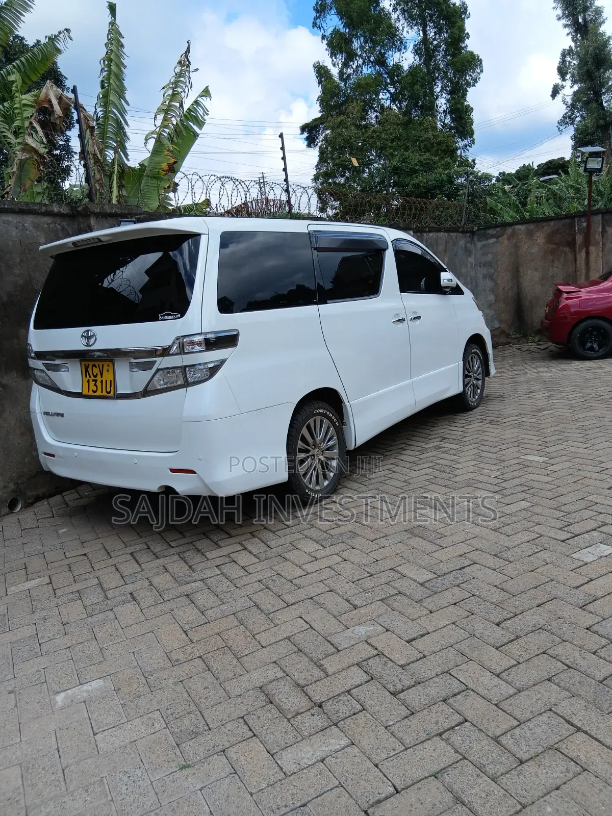 Toyota Alphard 2.4 Petrol FWD 2012 White