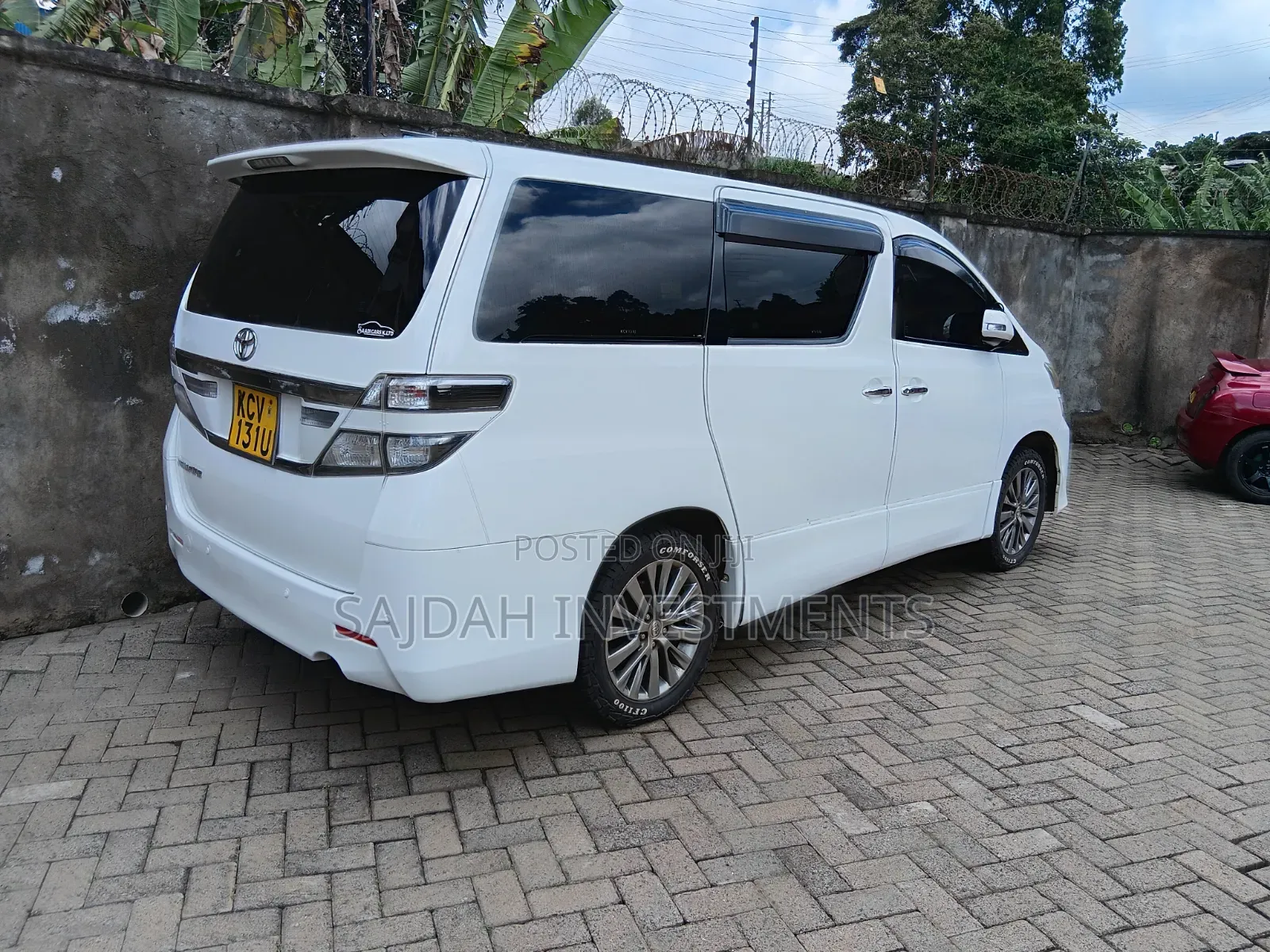 Toyota Alphard 2.4 Petrol FWD 2012 White