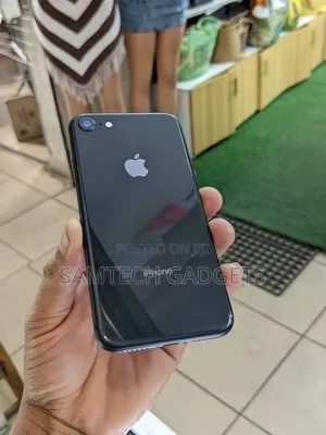 Apple iPhone 8 128 GB Black