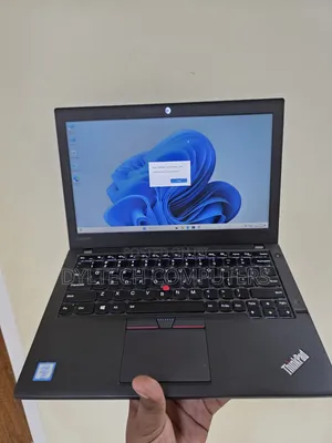 Laptop Lenovo ThinkPad X260 8GB Intel Core i7 SSD 256GB