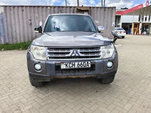 Mitsubishi Pajero 3.2 Di-Dc GLS 2010 Brown