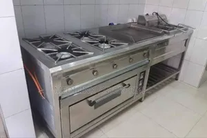 Combined Cooker With an Oven