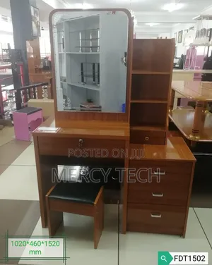 Brown Dressing Table With Sliding Mirror (Fdt1502)