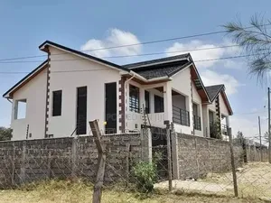 4bdrm Maisonette in Syokimau, Gateway Mall Area for rent