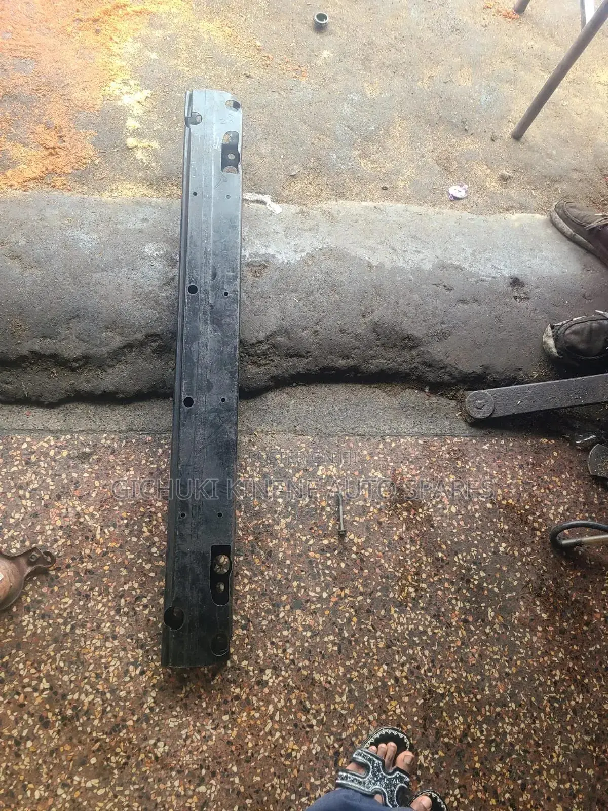 Bumper Holder 7l