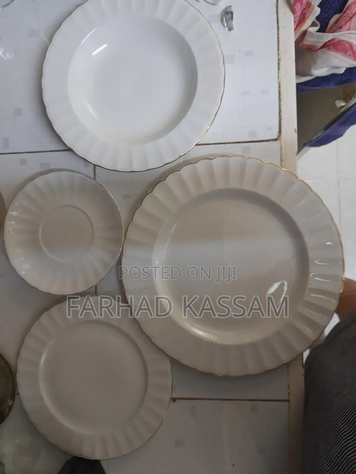 Dinner Set 48ps.+9ps Tea Cups